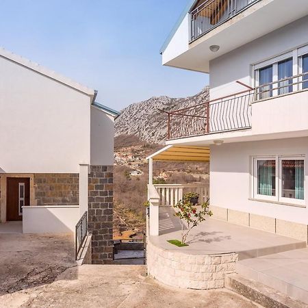 Villa Remusic Pool, Whirlpool, Sauna,4 Bedrooms, Amazing Landscape Smolonje Exterior foto